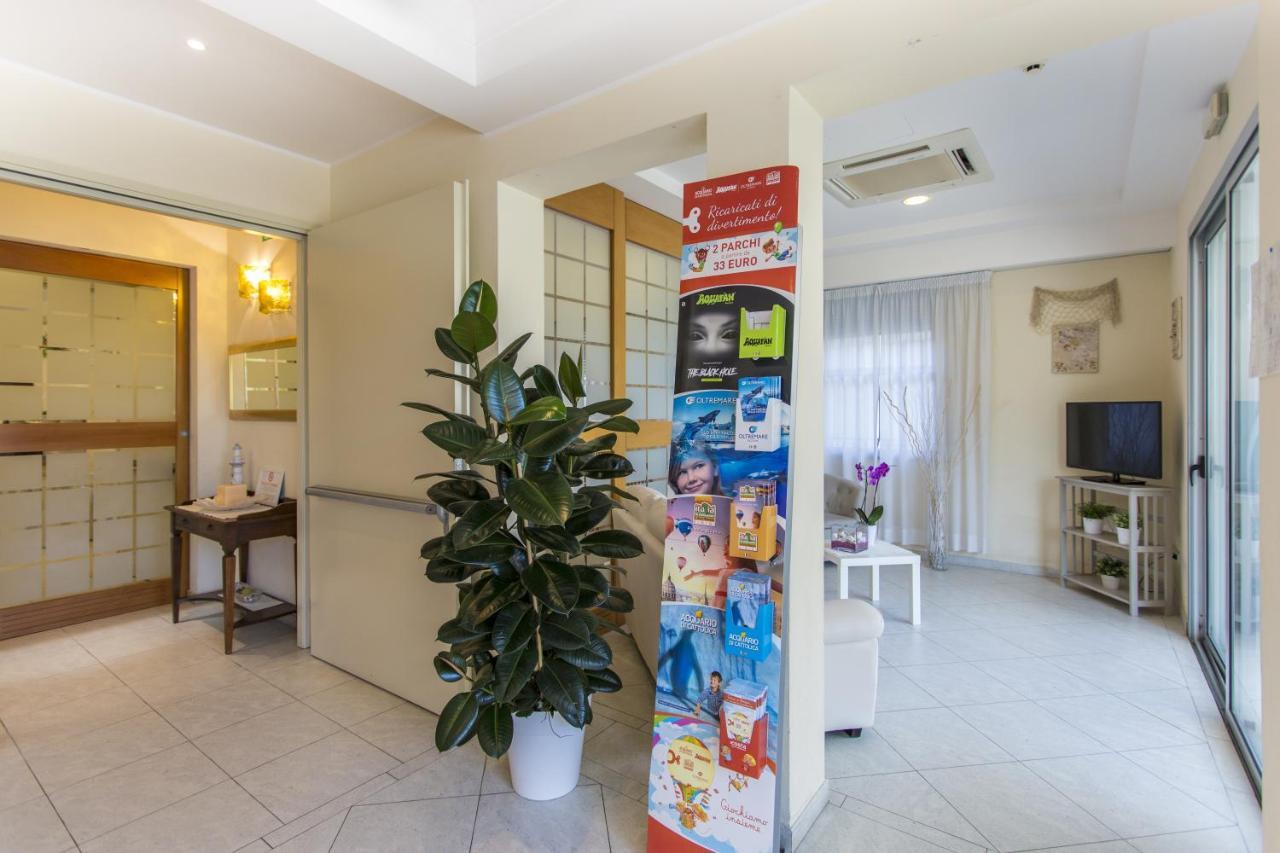 Hotel Savana Rimini Exterior foto